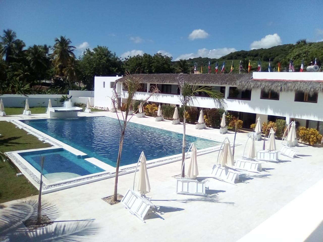 Oasi Encantada - Beach Resort Barahona 외부 사진